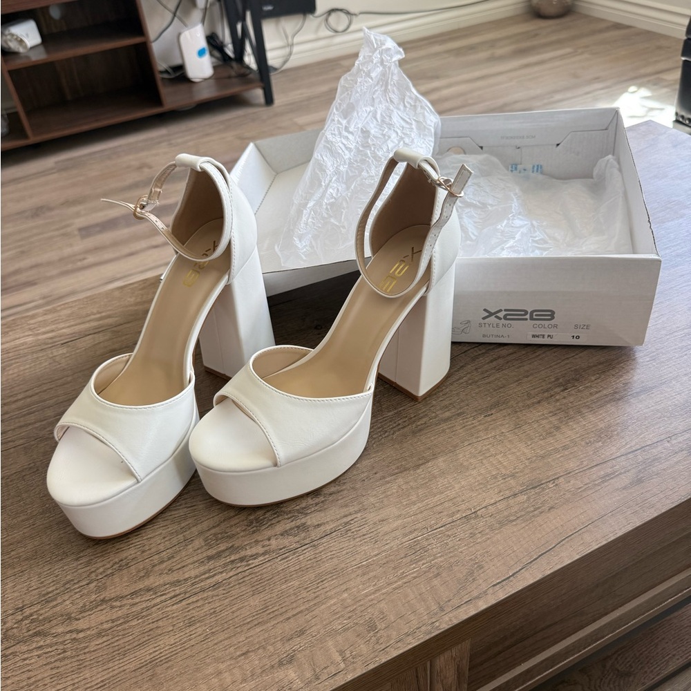Elegant White Platform High Heels